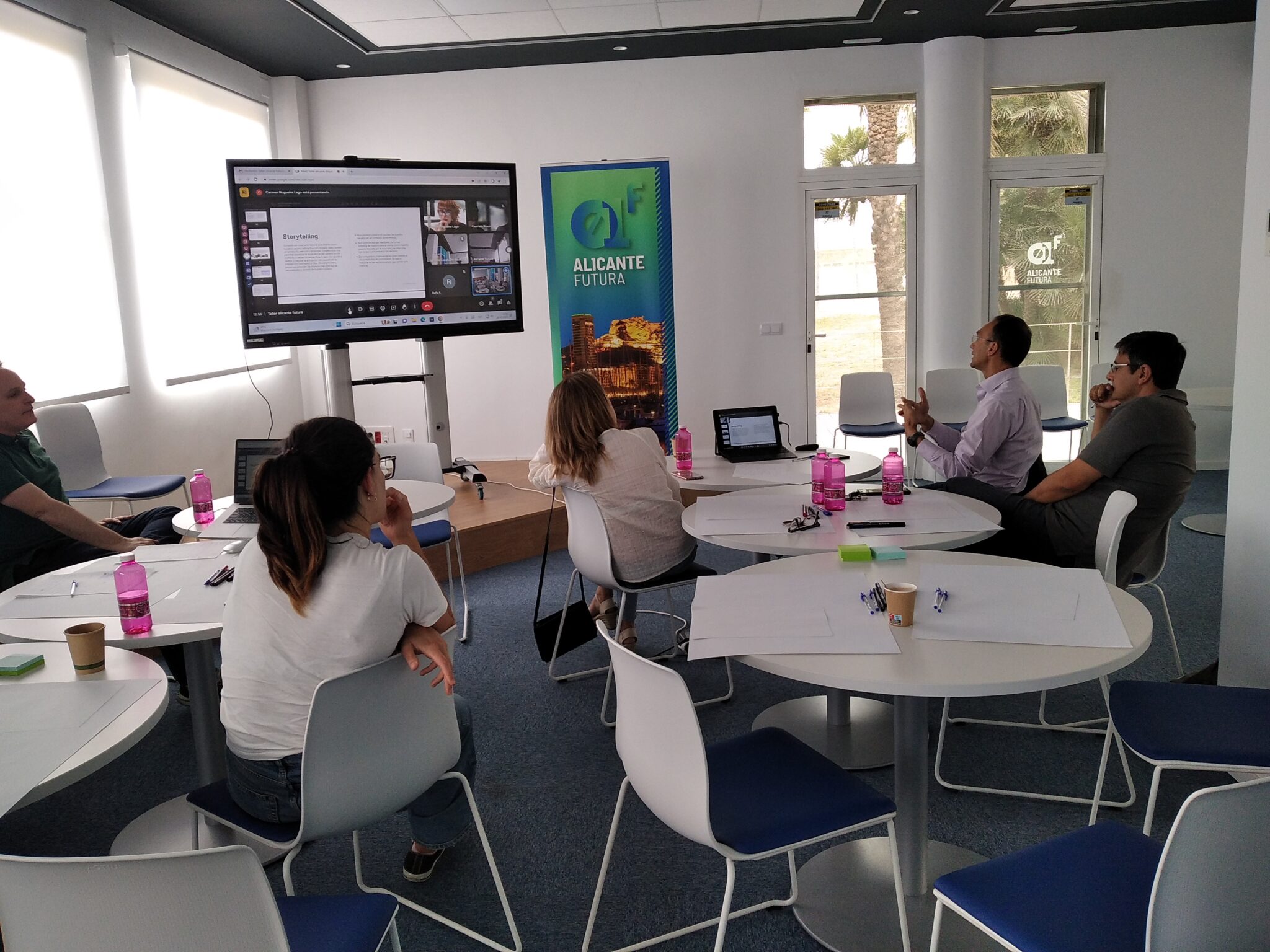 Segunda sesión del taller de prototipado y design thinking del Clúster de la Economía Azul de Alicante Futura