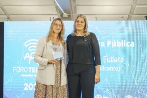 Lee más sobre el artículo Alicante Futura, galardonada a ‘Mejor iniciativa pública’ en el Foro Telecos CV 2023