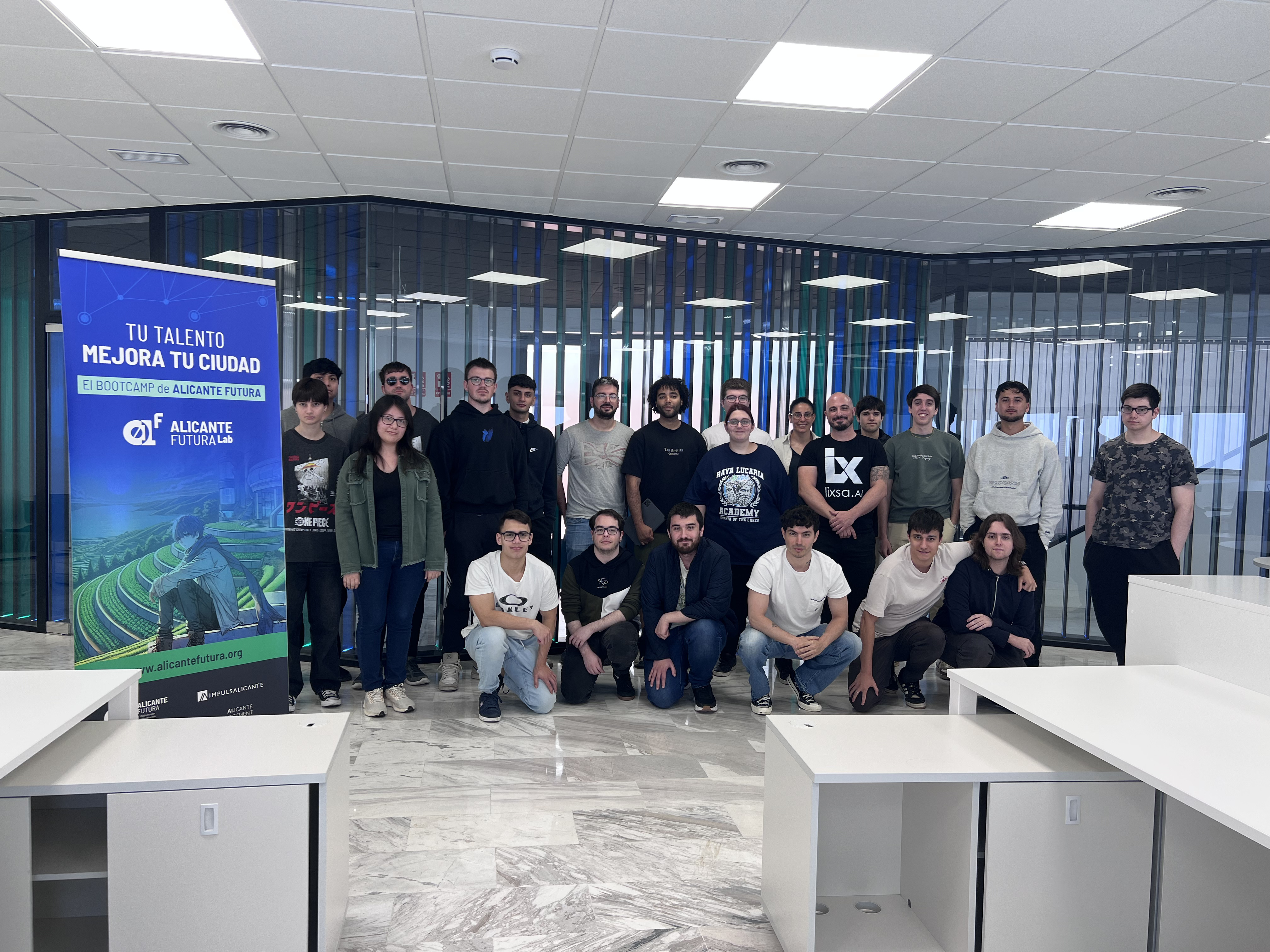 Lee más sobre el artículo Alicante Futura Lab acoge una nueva Tech Talk sobre Inteligencia Artificial con Alex Aznar, CTO de Lixsa.ai